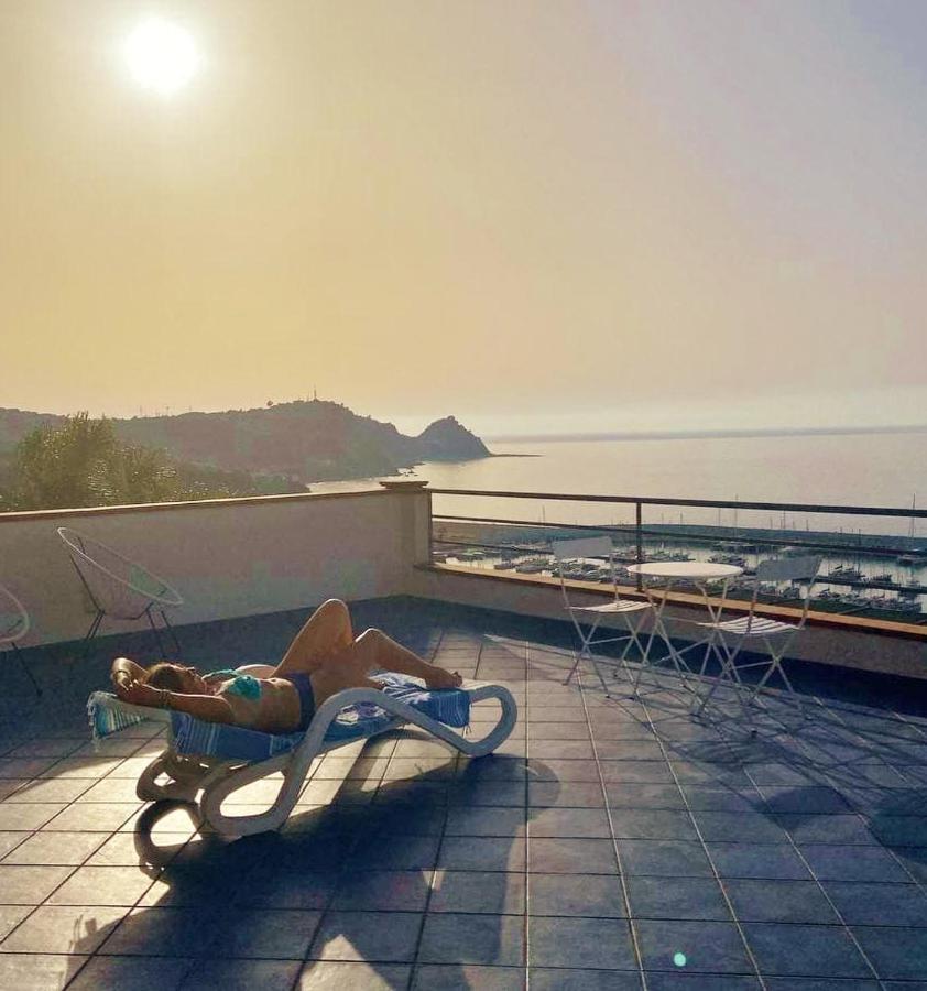 Magico Appartamenti Scafa - Marina Capo dʼOrlando Exterior foto